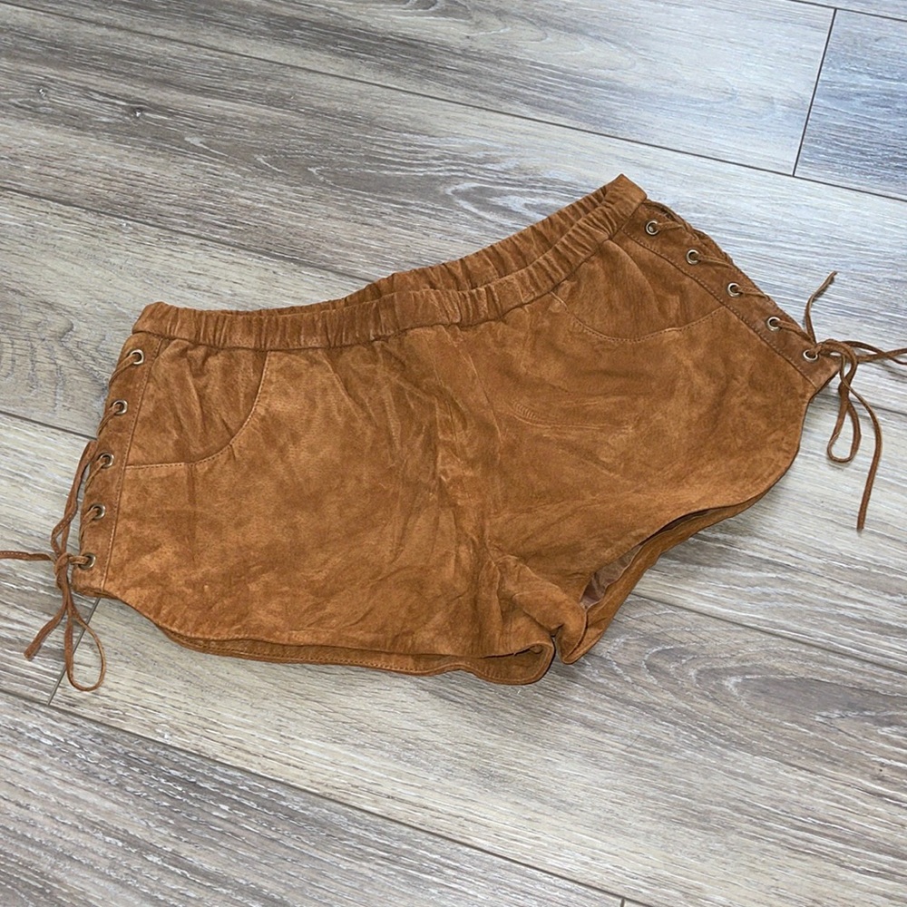 Tobi suede tan/chestnut shorts with tie on the sides
